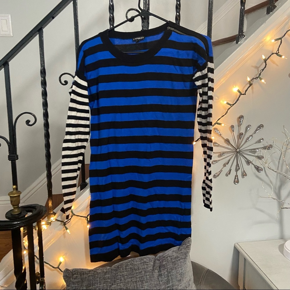 Express Sweater/Dress XS ✨5 for $25✨Bundle and Save!